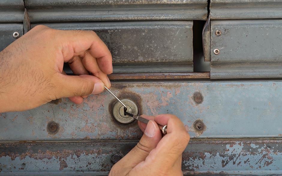 artisan serrure porte blindée Courbevoie
