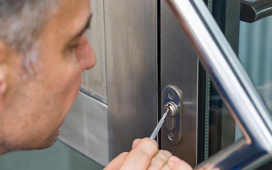 serrure porte Courbevoie